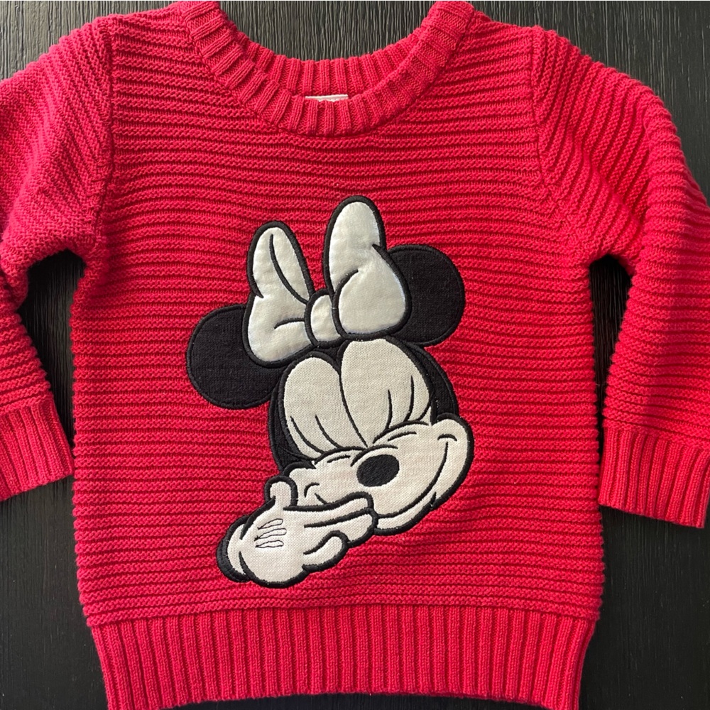 Minnie sweater